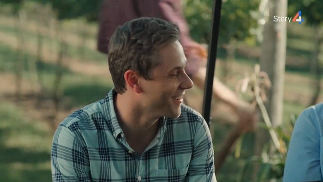 Story4 channel preview